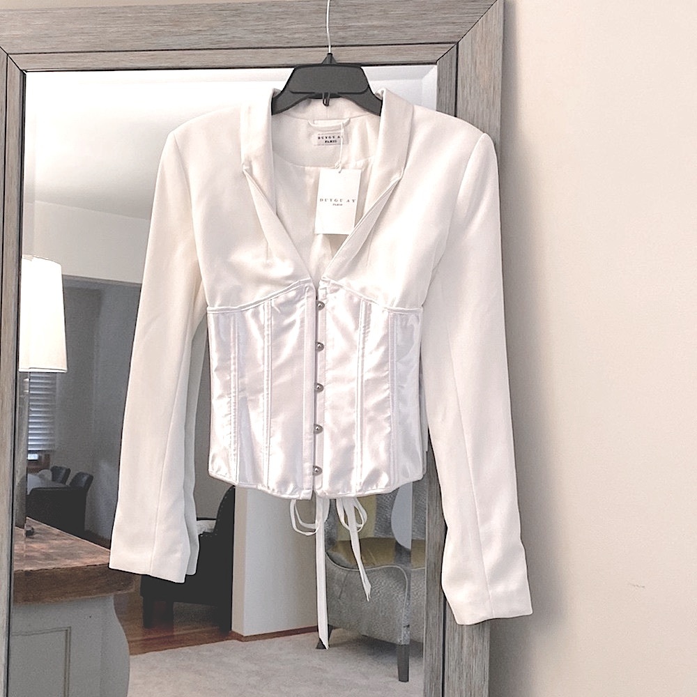Duygu Ay Paris, US 6, satin corset blazer blanc, beautiful couture garment, NWT!